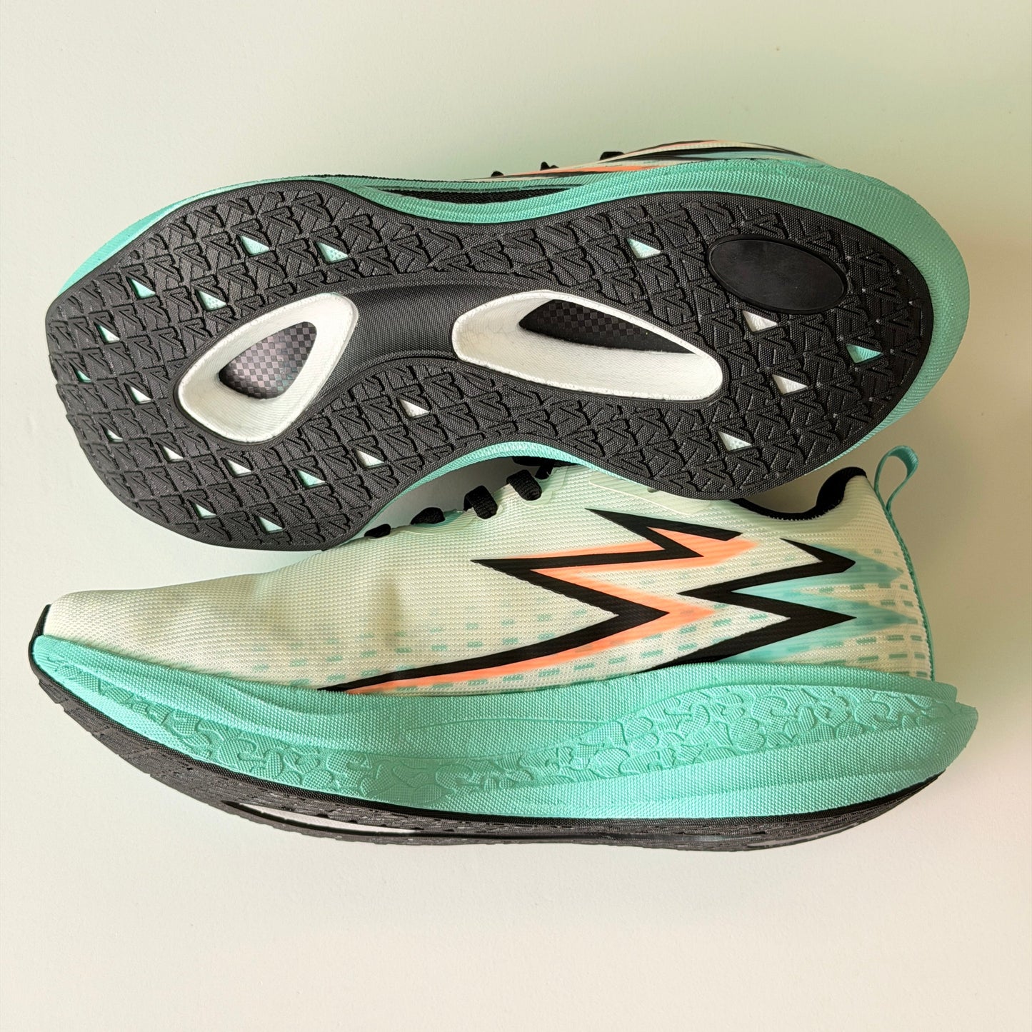 Tênis Carbon Running #