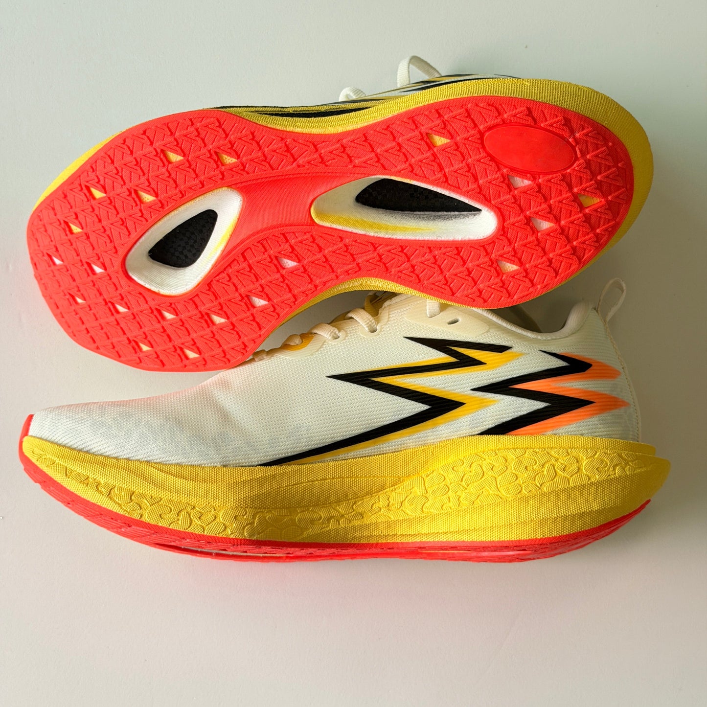 Tênis Carbon Running #